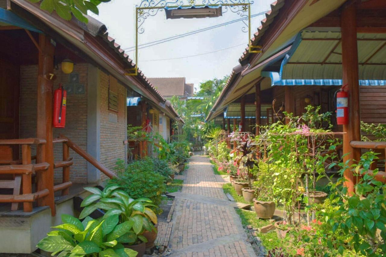 Mg Guesthouse Szukhothaj Kültér fotó